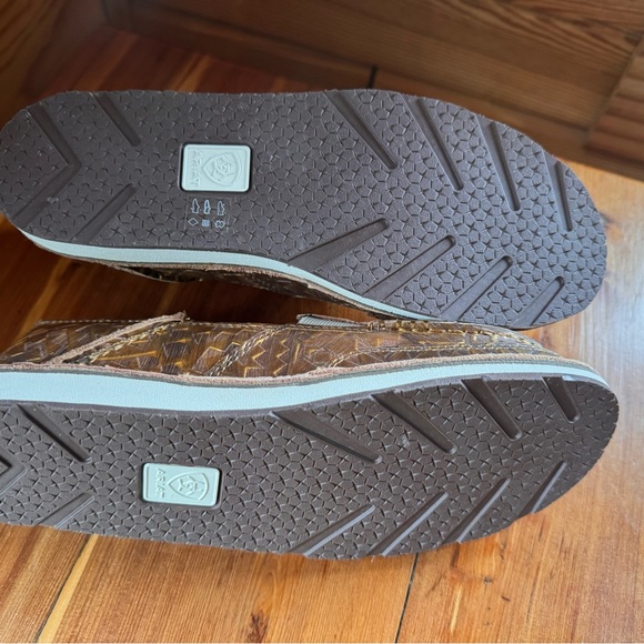 Ariat Cruiser Slip-On Shoes – Copper Blanket Emboss – Size 8.5 - Picture 5 of 5